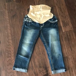 Maternity Denim Capris NWOT